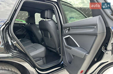 Внедорожник / Кроссовер Audi Q3 2024 в 