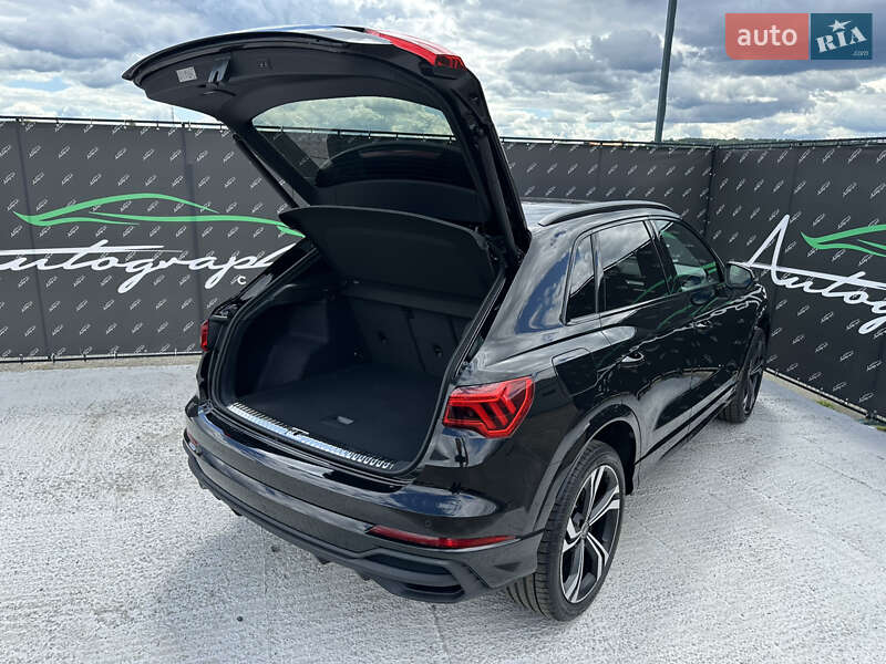 Внедорожник / Кроссовер Audi Q3 2024 в Киеве