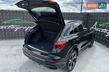 Внедорожник / Кроссовер Audi Q3 2024 в 