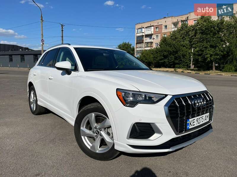 Audi Q3 2021