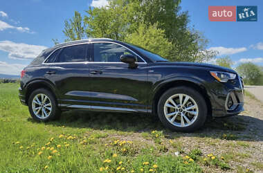 Внедорожник / Кроссовер Audi Q3 2020 в 