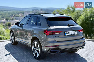 Внедорожник / Кроссовер Audi Q3 2021 в 