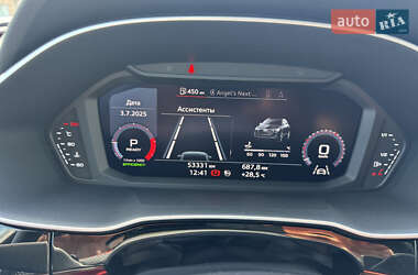 Внедорожник / Кроссовер Audi Q3 2020 в 