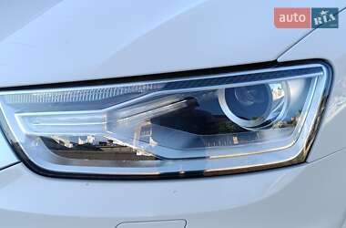 Внедорожник / Кроссовер Audi Q3 2017 в 