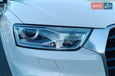 Внедорожник / Кроссовер Audi Q3 2017 в 