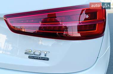 Внедорожник / Кроссовер Audi Q3 2017 в 