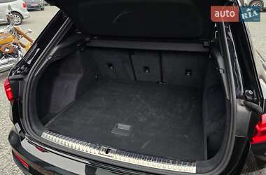 Внедорожник / Кроссовер Audi Q3 2024 в 