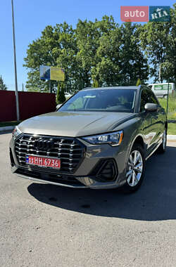 Позашляховик / Кросовер Audi Q3 2022 в Києві