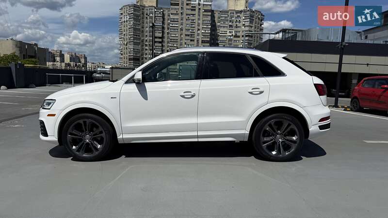 Внедорожник / Кроссовер Audi Q3 2017 в Киеве