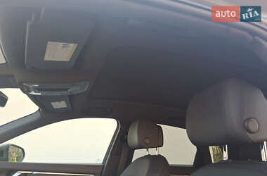 Внедорожник / Кроссовер Audi Q3 2020 в 