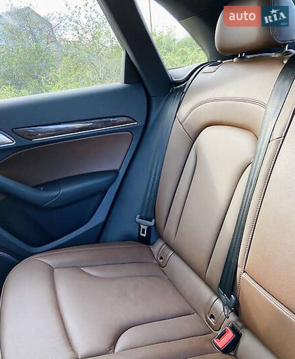Позашляховик / Кросовер Audi Q3 2017 в Чернівцях