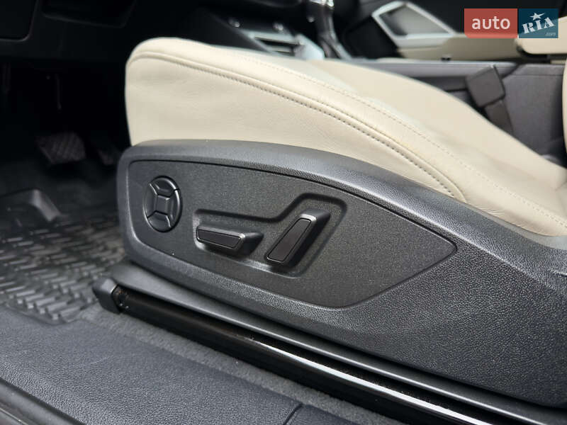 Внедорожник / Кроссовер Audi Q3 2020 в Ровно