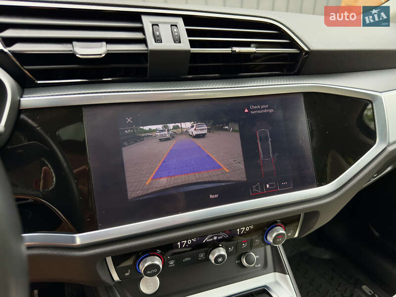 Внедорожник / Кроссовер Audi Q3 2020 в Ровно