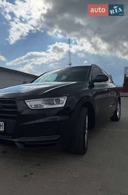 Позашляховик / Кросовер Audi Q3 2016 в Львові