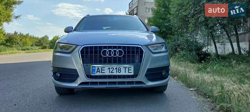 Позашляховик / Кросовер Audi Q3 2014 в Покровську