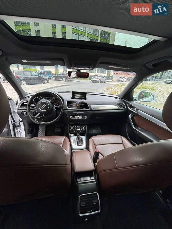 Позашляховик / Кросовер Audi Q3 2016 в Івано-Франківську