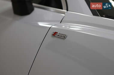 Внедорожник / Кроссовер Audi Q3 2021 в 