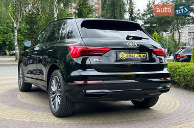 Внедорожник / Кроссовер Audi Q3 2021 в 