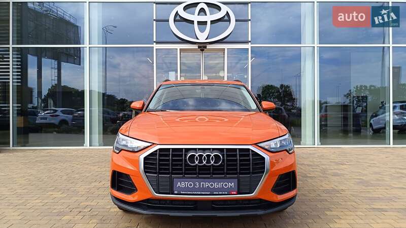 Внедорожник / Кроссовер Audi Q3 2021 в Киеве