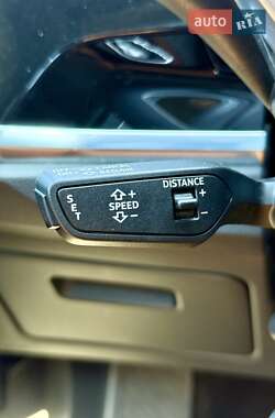 Внедорожник / Кроссовер Audi Q3 2023 в 