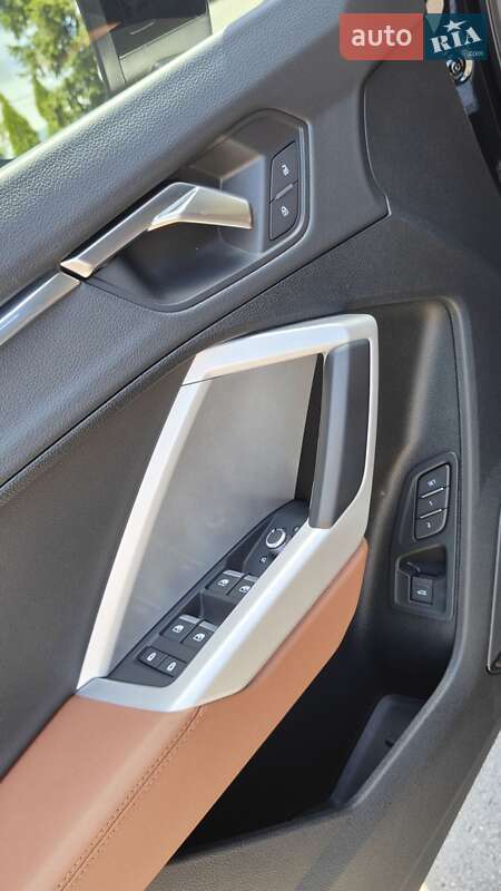 Внедорожник / Кроссовер Audi Q3 2023 в Тернополе