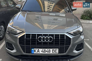 Внедорожник / Кроссовер Audi Q3 2019 в Киеве