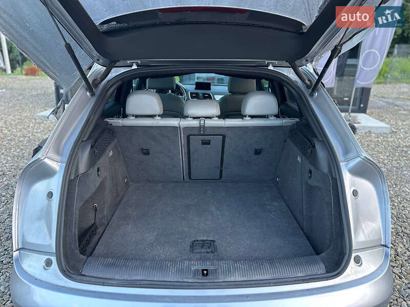 Внедорожник / Кроссовер Audi Q3 2017 в Львове