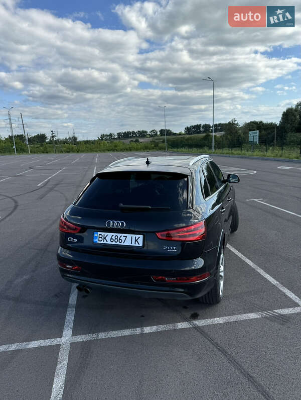Позашляховик / Кросовер Audi Q3 2014 в Рівному
