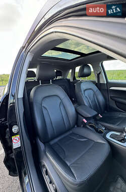 Внедорожник / Кроссовер Audi Q3 2014 в 