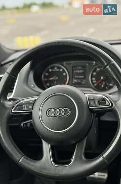Внедорожник / Кроссовер Audi Q3 2016 в 