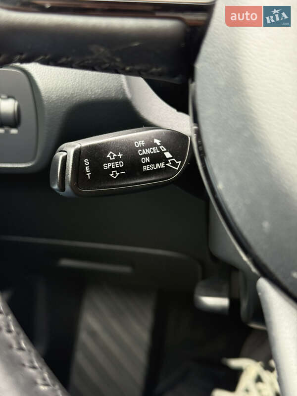 Позашляховик / Кросовер Audi Q3 2016 в Львові