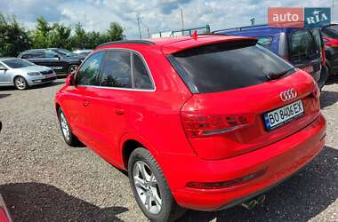 Позашляховик / Кросовер Audi Q3 2017 в 