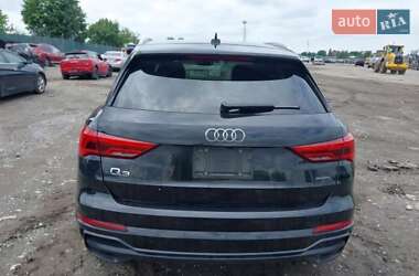 Внедорожник / Кроссовер Audi Q3 2020 в 