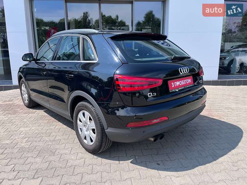 Позашляховик / Кросовер Audi Q3 2013 в Житомирі