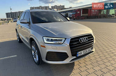 Внедорожник / Кроссовер Audi Q3 2016 в Одессе
