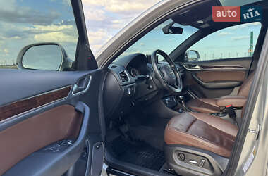 Внедорожник / Кроссовер Audi Q3 2016 в 