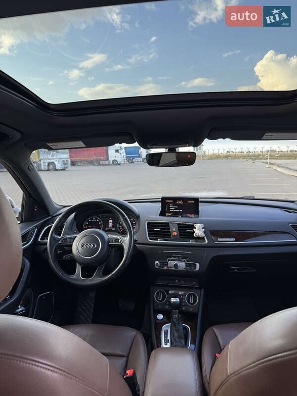 Внедорожник / Кроссовер Audi Q3 2016 в Одессе