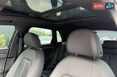 Позашляховик / Кросовер Audi Q3 2020 в 