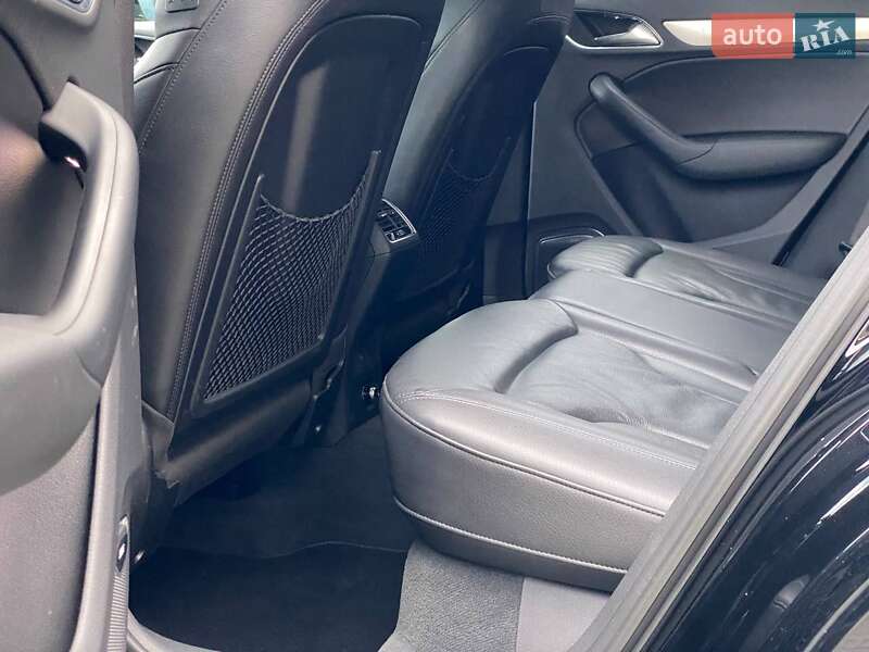 Позашляховик / Кросовер Audi Q3 2015 в Львові