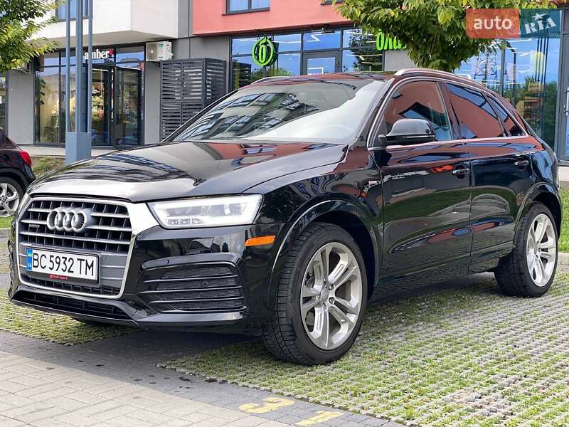 Внедорожник / Кроссовер Audi Q3 2015 в 