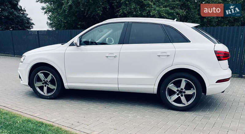 Позашляховик / Кросовер Audi Q3 2015 в Тернополі