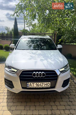 Внедорожник / Кроссовер Audi Q3 2017 в 
