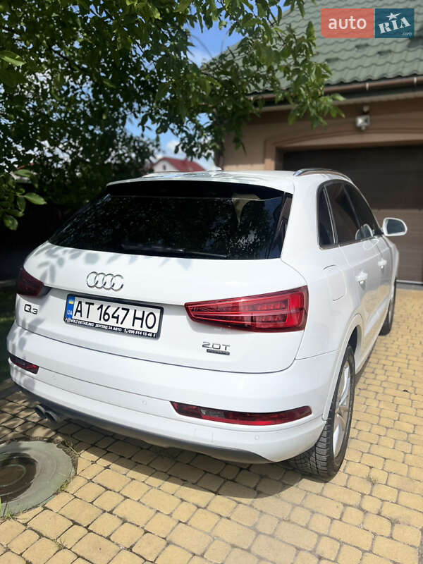 Внедорожник / Кроссовер Audi Q3 2017 в Ивано-Франковске