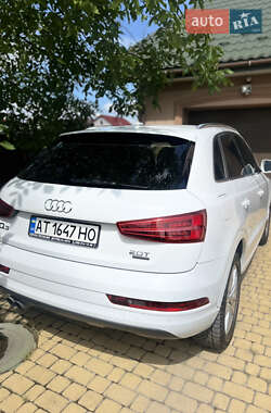 Внедорожник / Кроссовер Audi Q3 2017 в 