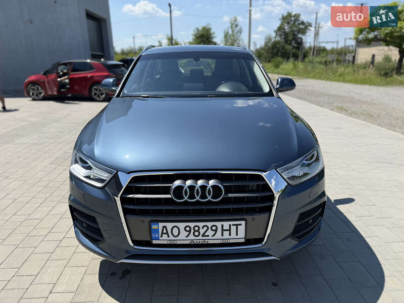 Позашляховик / Кросовер Audi Q3 2016 в Виноградові