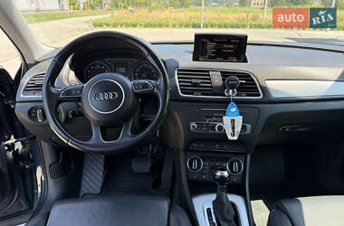 Внедорожник / Кроссовер Audi Q3 2016 в 