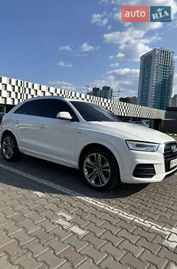 Внедорожник / Кроссовер Audi Q3 2017 в 
