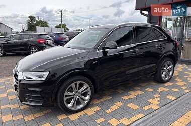 Внедорожник / Кроссовер Audi Q3 2017 в 