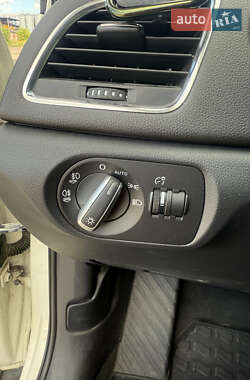 Внедорожник / Кроссовер Audi Q3 2012 в 
