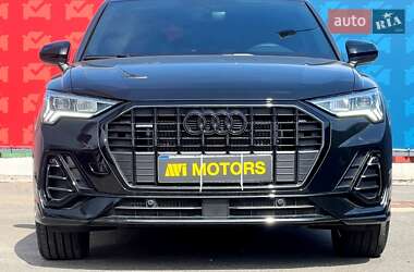 Внедорожник / Кроссовер Audi Q3 2024 в 